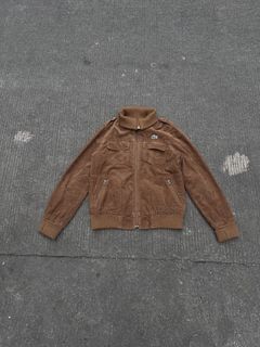 (Category: ) located in . Submitted by .next_wear (Listing ID 1447184993, Image 1). Description: .