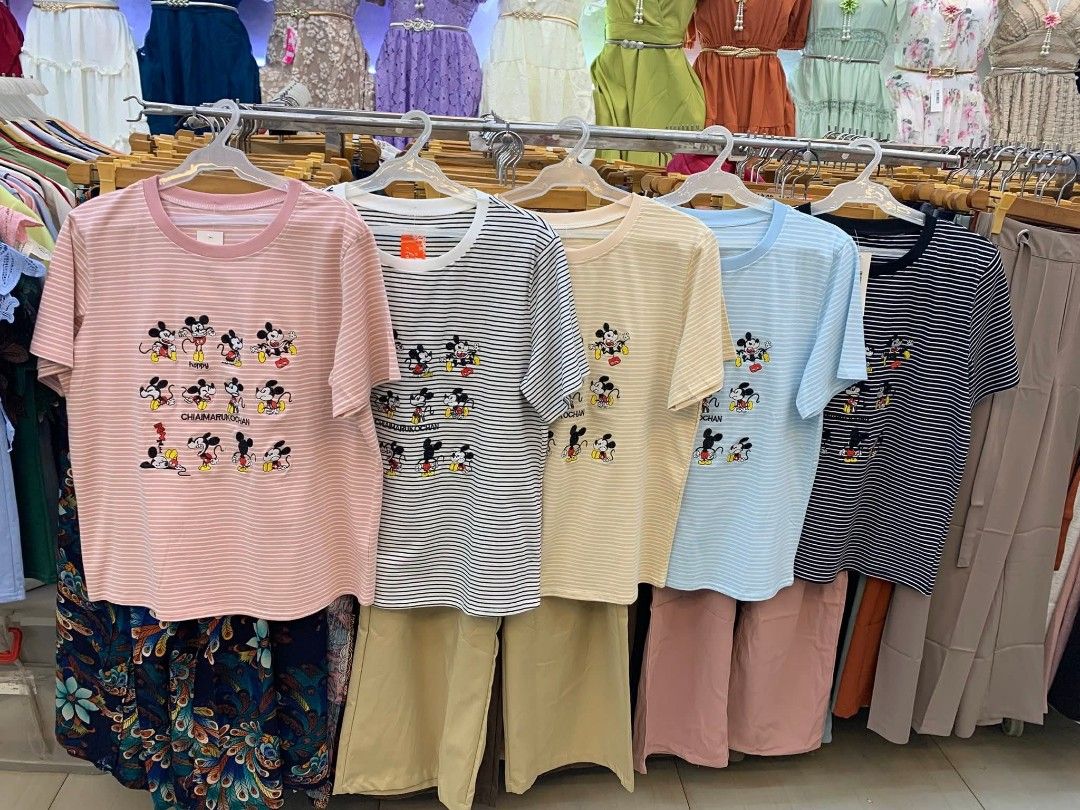 Ladies blouse with print (Category: Blouses) located in Manila. Submitted by surplus888 (Listing ID 1447232036, Image 2). Description: Ladies blouse ₱400.00 each Shipping fee shoulder by buyer Payment today next day ship out 🛵 Send me direct message for inquiries Location Tondo Manila.