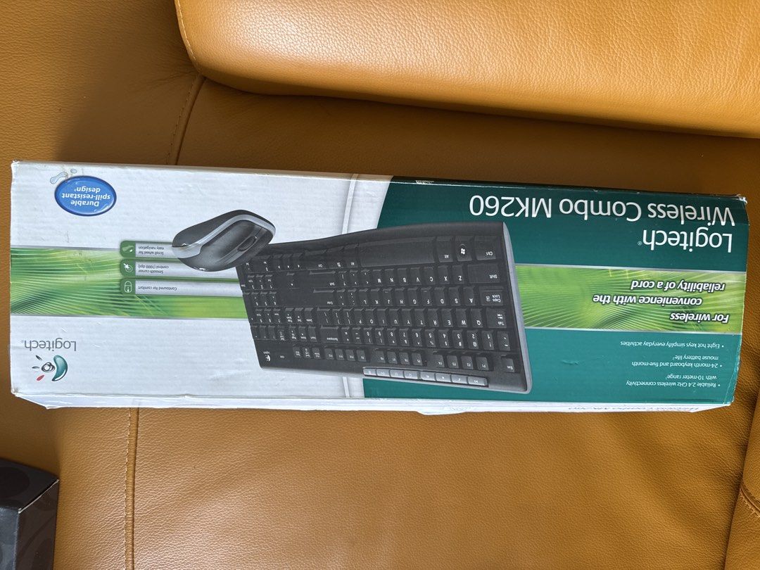 Logitech Wireless Combo MK260 Keyboard and Mouse498123290099077120