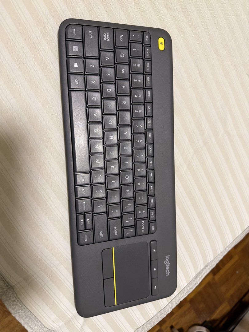 Logitech Wireless Keyboard with Trackpad498603699796060160