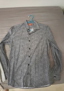 (Category: ) located in . Submitted by brandedclassicwearfabrics (Listing ID 1447188704, Image 1). Description: .