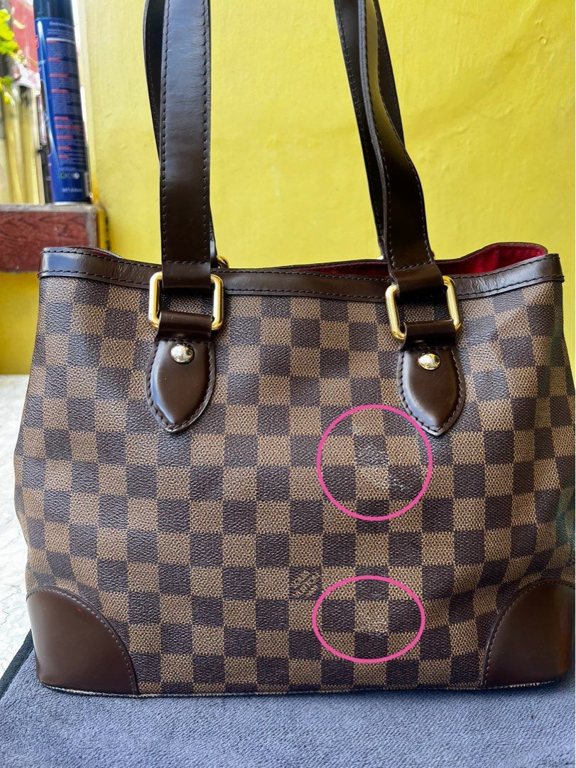 Louis vuitton bag and wallet (Category: Luxury Bags & Wallets) located in Valenzuela. Submitted by dianzskiyo (Listing ID 1447107525, Image 2). Description: 📍SELF - AUTHENTICATION📍 LOCATION : VALENZUELA 🎀AVAILABLE! SOLD ITEMS ARE MARKED OR DELETED🎀 Preloved Louis Vuitton Bag and wallet Model: LV Damier Eben Hampstead / trifold wallet 📍 what you see is what you get 📍 Managed ur expectation - this is preloved 📍 Slightly negotiable 📍 All det
