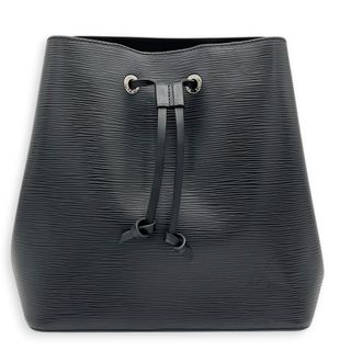 (Category: ) located in . Submitted by carousellluxury (Listing ID 1431242325, Image 1). Description: .