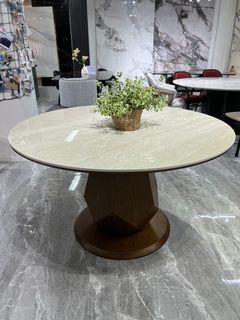 (Category: ) located in . Submitted by ifurniture (Listing ID 1447143455, Image 1). Description: .