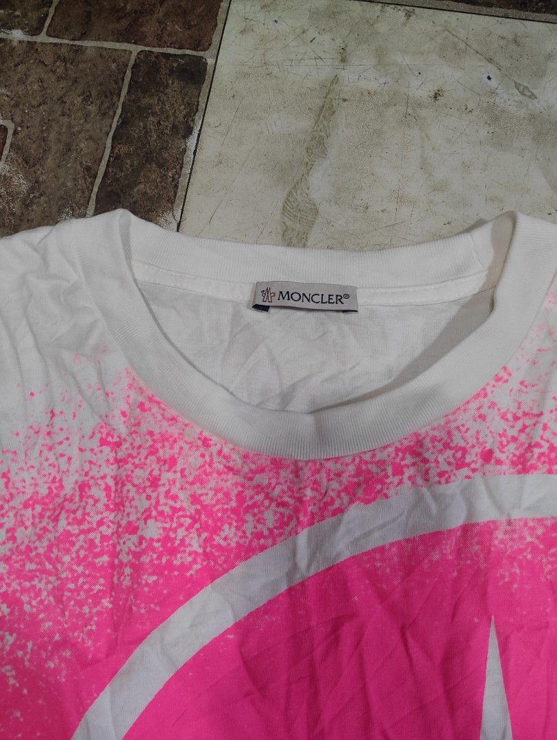 Moncler Tshirt Girocollo women (Category: Shirts) located in Tagoloan. Submitted by puretiger-389e (Listing ID 1447243697, Image 3). Description: Good as new condition size small 25.5 X 24 no issue.