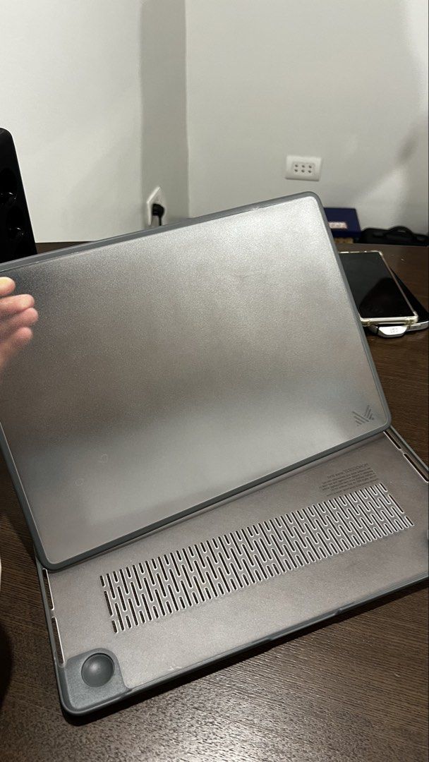MONOCOZZI macbook Air Case (Category: Laptop Bags & Sleeves) located in Caloocan City. Submitted by ririparedes-94926 (Listing ID 1447107886, Image 3). Description: for MacBook Air 15” M4| LUCID | Shockproof Polycarbonate TPU Hybrid Translucent Case (Non Stratch surface).