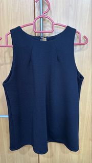 (Category: ) located in . Submitted by fashion_trend88 (Listing ID 1447198946, Image 1). Description: .