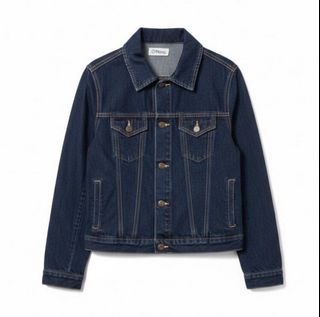 (Category: ) located in . Submitted by marianxcloset (Listing ID 1447191792, Image 1). Description: .