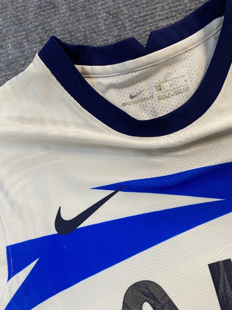 Nike Football Jersey (Category: Shirts) located in Manila. Submitted by j4y_thrift (Listing ID 1447188349, Image 3). Description: Note: Color may due to lightning conditions please please manage your expectations since item are used.