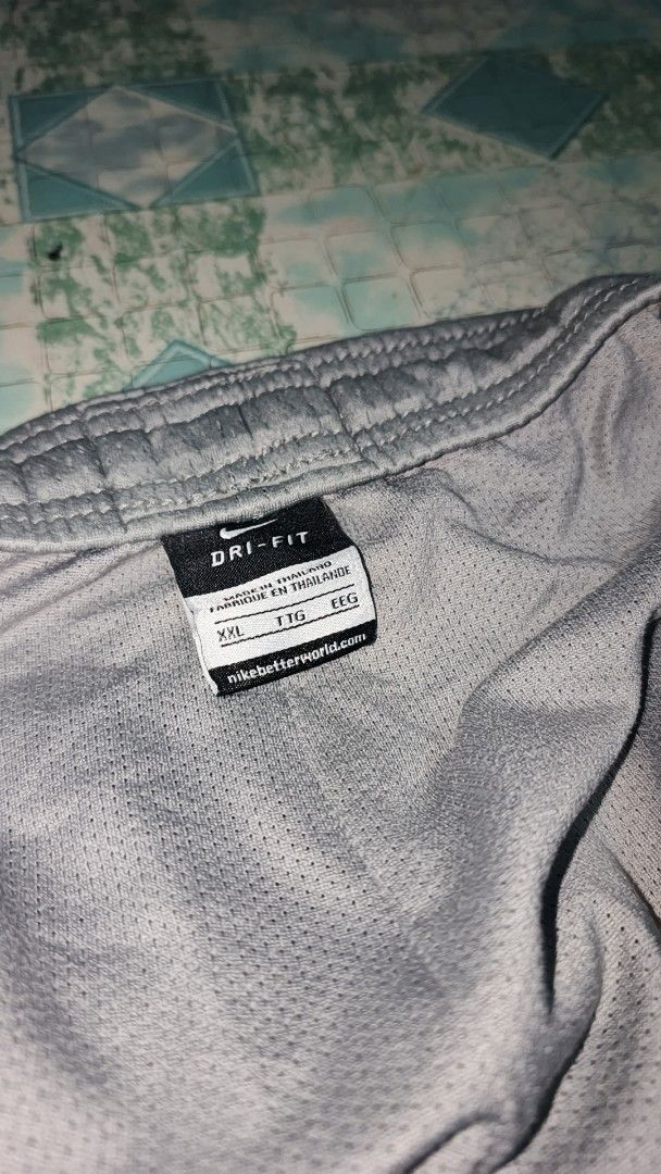 Nike Grey mesh Shorts (XXL) (Category: Shorts) located in Manila. Submitted by doommf (Listing ID 1447286865, Image 3). Description: ‎Nike Grey mesh Shorts (XXL) ‎Waist 34-40 ‎Length 20 ‎Hem 30 ‎Issue 2small pinholes ‎499+sf.