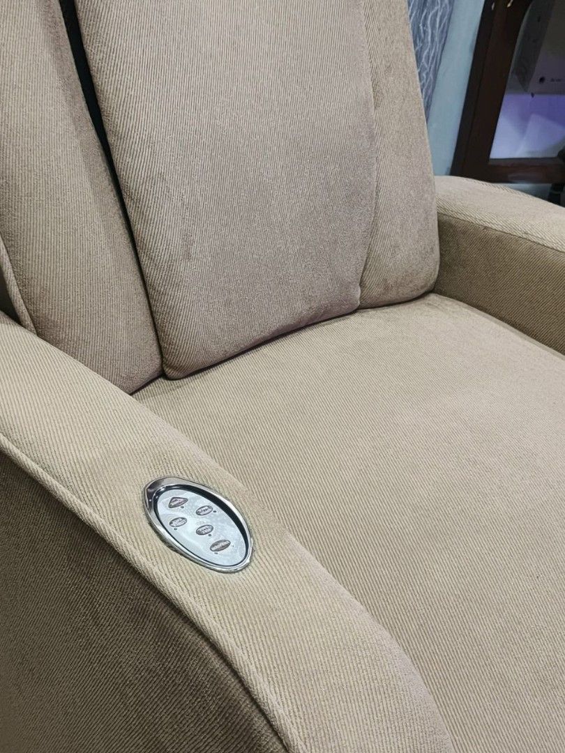 FOR SALE‼️Optimum Nova Massage Recliner Chair (Category: Chairs) located in Dasmarinas. Submitted by maxie18 (Listing ID 1447117181, Image 2). Description: Beige Optimum Nova massage recliner ✅Built-in footrest and cup holder ✅Convenient armrest control panel - Minor stains on seat cushion - Back panel exposes internal mechanism (fully functional) Freebie: Lex foot massager ✨ For sure buyers, pwedeng pwede icheck muna yung unit before kunin. Feel