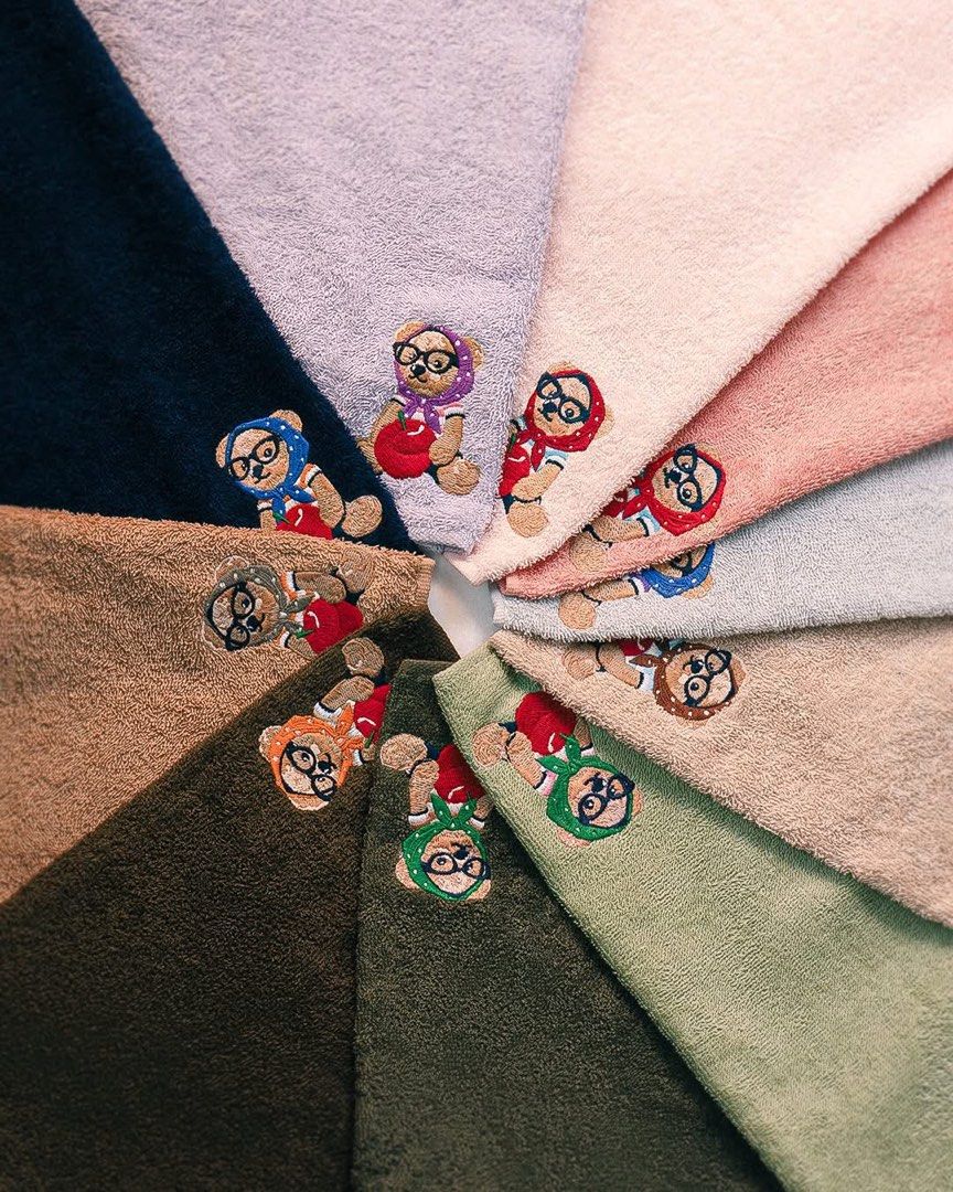 ORIGINAL BHPC TOWEL - ON HAND (Category: Towels, Napkins & Holders) located in Caloocan City. Submitted by wcbangkoks53107 (Listing ID 1447221001, Image 2). Description: Available in 5 colors Espresso Blue Navy Caramel Blue Ice Old Rose Available mid-July .