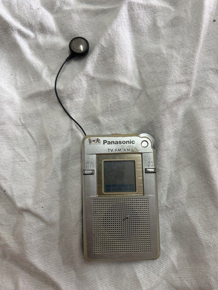 Panasonic pocket radio (Category: Portable Music Players) located in Bulacan. Submitted by ourdailybreads (Listing ID 1447135648, Image 1). Description: As is Untested For display.