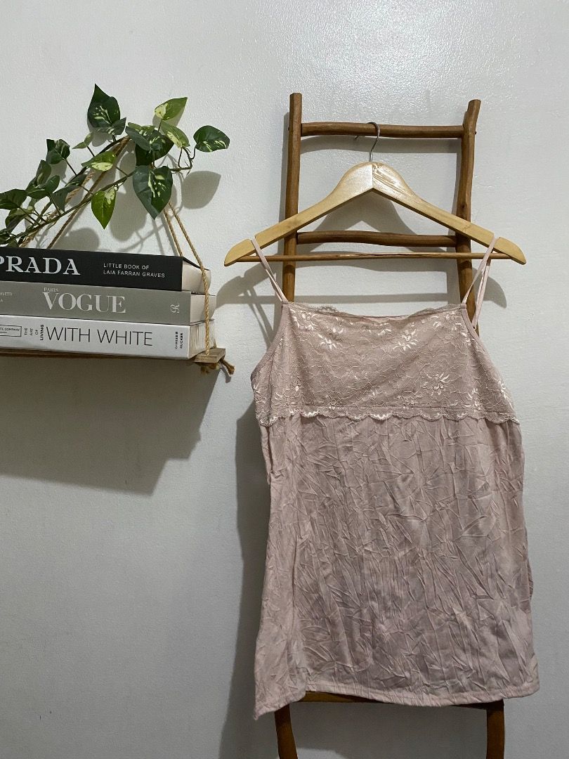 Pink cami lace sleepwear top (Category: Sleeveless) located in Caloocan City. Submitted by barbie0797 (Listing ID 1447276963, Image 1). Description: Small to Large Adjustable straps No issue.