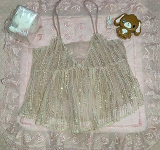 (Category: ) located in . Submitted by daintypeach (Listing ID 1447125186, Image 1). Description: .