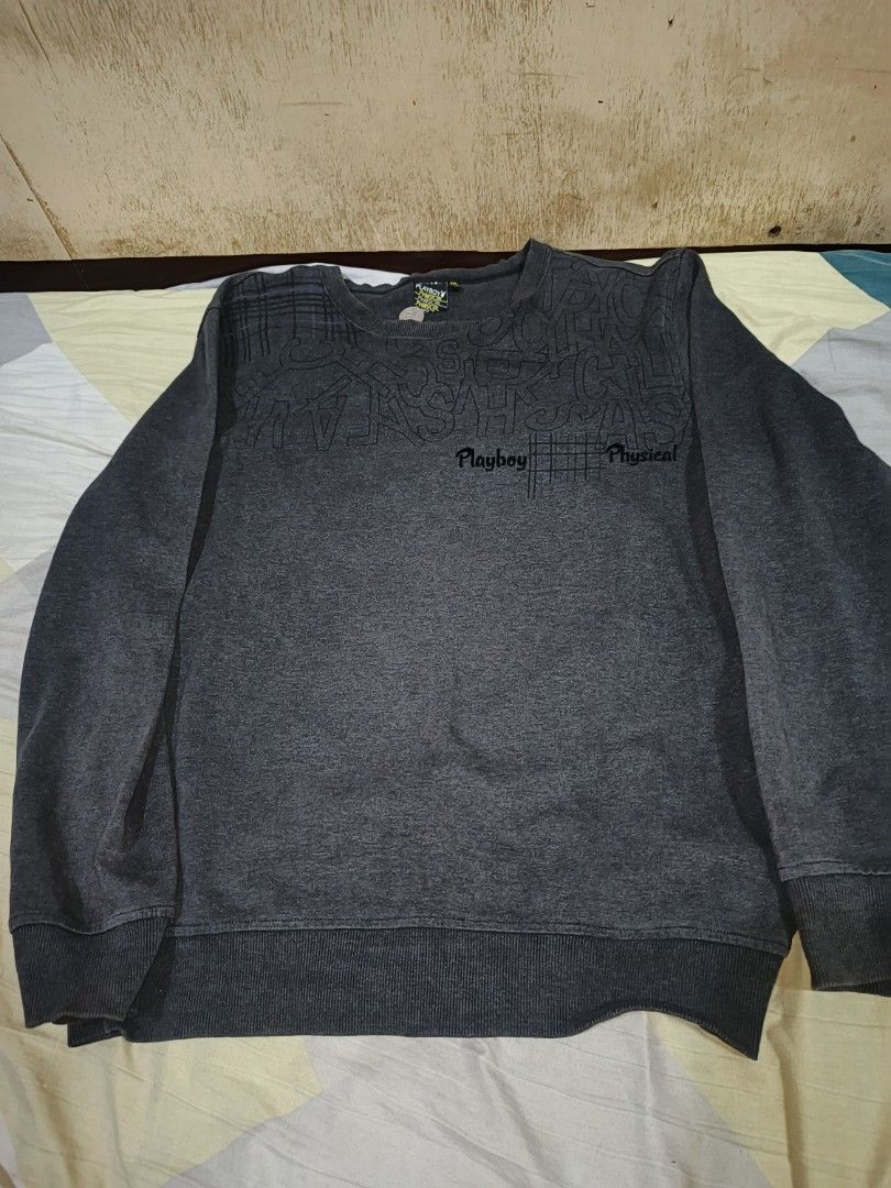 Playboy Physical Grey Sweatshirt(XXL) (Category: Coats, Jackets and Outerwear) located in Manila. Submitted by doommf (Listing ID 1447286867, Image 1). Description: Playboy Crewneck (Size XXL) ‎Width 21½ ‎Length 28 ‎Sleeves 23 ‎No issue ‎549+sf.