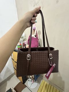 (Kategori: ) berada di . Dikirim oleh knrllma17 (ID iklan 1447162131, Gambar 1). Deskripsi: .