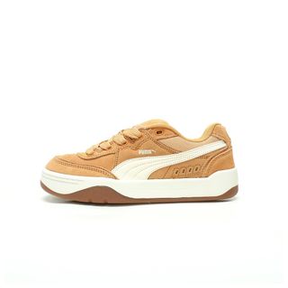 (Category: ) located in . Submitted by sneakers-shop (Listing ID 1447280912, Image 1). Description: .