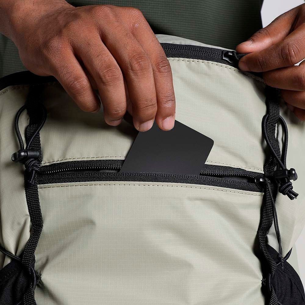 Puma Unisex Seasonal Backpack (Category: Backpacks) located in Pasig City. Submitted by heiaddie (Listing ID 1447292304, Image 2). Description: .