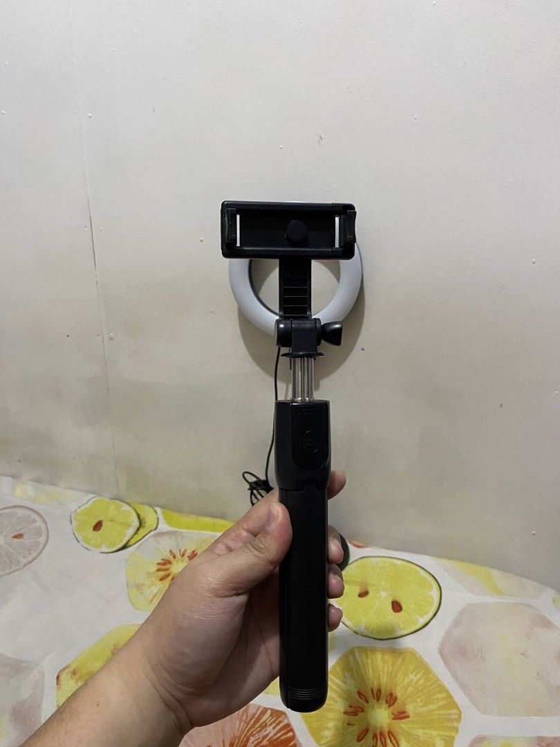 Ring Light and Tripod Bundle (Category: Other Photography Accessories) located in Quezon City. Submitted by sarisari_finds_by_nikki (Listing ID 1447169983, Image 3). Description: Ring light & tripod bundle for sale for 550 pesos only! No issues, need lang silang punasan since nakatambak sila. Need lang palitan yung battery nung shutter ng tripod 😊 Location: Commonwealth, QC SF will be shouldered by the buyer..