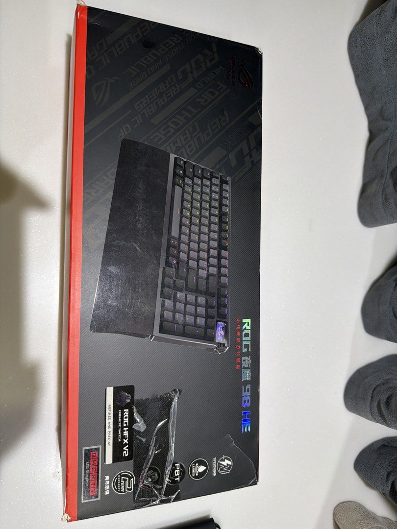 ROG Azoth 98 HE498707436143923200