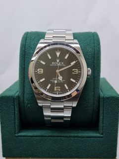 (Category: ) located in . Submitted by ngeehoewatches (Listing ID 1447227338, Image 1). Description: .
