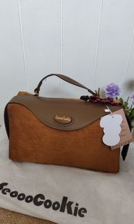 (Kategori: ) berada di . Dikirim oleh ka.pwk (ID iklan 1447113970, Gambar 1). Deskripsi: .