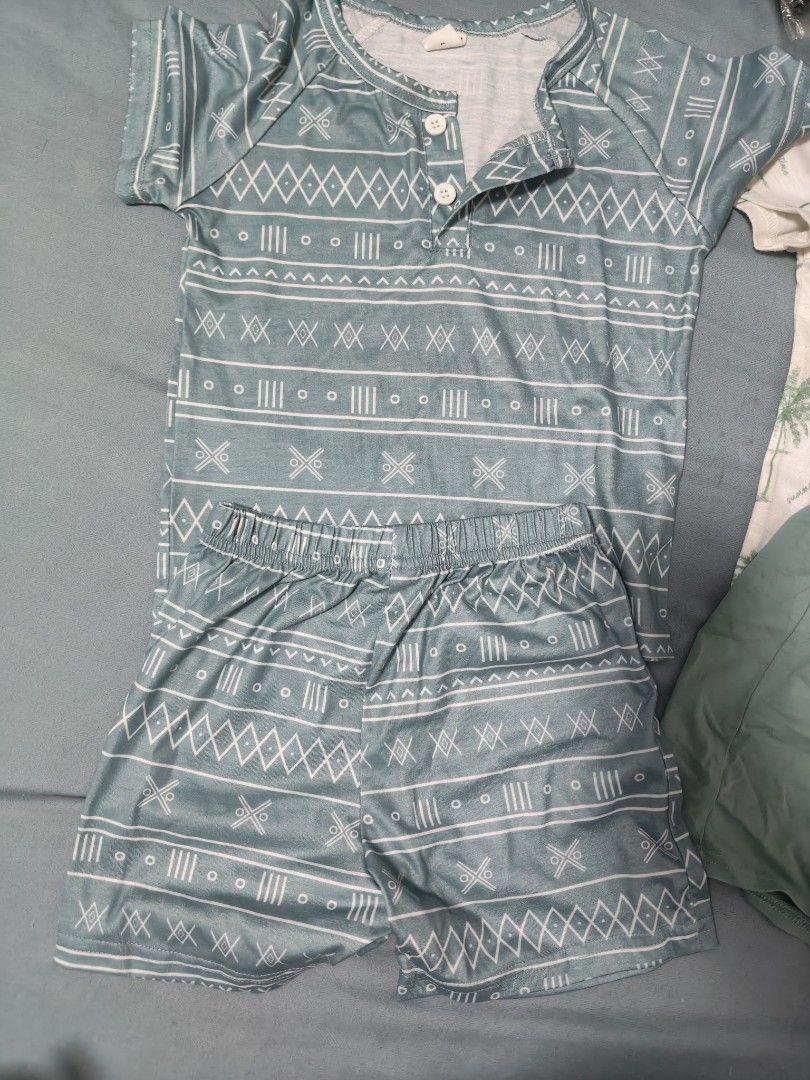SHEIN Kids Pajama Set Size 2-3Y (Category: Babies & Kids Fashion) located in Mandaluyong City. Submitted by derekalava (Listing ID 1447246484, Image 2). Description: for sale SHEIN clothes and shoest - Size: 2-3 Years Old - Set 1: Teal geometric pattern - Set 2: White top with green palm trees and solid teal shorts - Ideal for sleeping or lounging at home if interested please call txt or pm me see pics for the condition thank you .