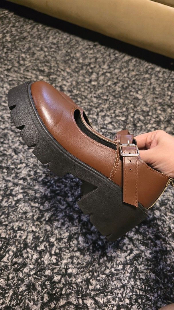 Shein Mary Jane Shoes (Category: Loafers) located in Manila. Submitted by tan.sofiaa (Listing ID 1447138991, Image 2). Description: - only used once for graduation photoshoot - originally bought: Php 1,046 - shein size: CN 37/US 6.5.