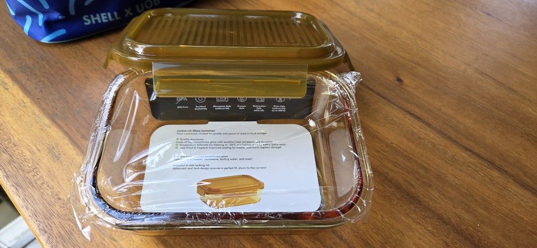 Shell x UOB LocknLock Glass Container with Pouch498047560513628161