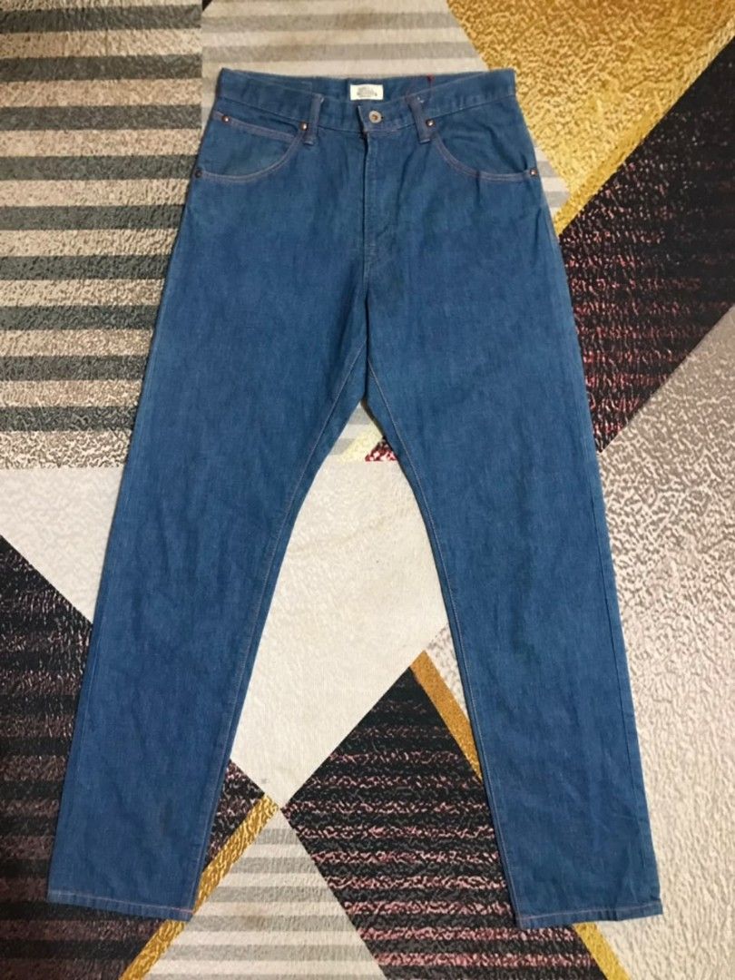 Spell bound (Category: Jeans) located in Sandakan. Submitted by mrbirubojan (Listing ID 1447262245, Image 1). Description: Spell Bound Saiz di tag 28 Manual ukur 30 Panjang 41.5 kondisi 9/10 Rm130 dfod 0178329952.