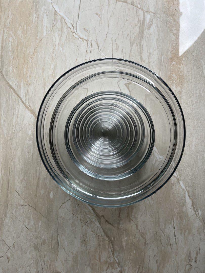 Stack of Glass Bowls498299530779054082
