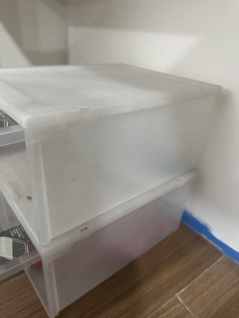 Stackable Clear Shoe Storage Boxes with Retractable Drawers (Category: Storage Boxes & Baskets) located in Pasig City. Submitted by marikondolifeph (Listing ID 1447147824, Image 3). Description: - Set of 2 large clear storage boxes - Stackable design - Retractable drawers for easy access - Ideal for organizing shoes or other items - Minor dust and scuffs from storage (please check photos) - Helps keep your space tidy -still goo but needs cleaning