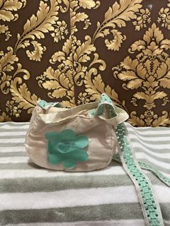 (Kategori: ) berada di . Dikirim oleh rheidin (ID iklan 1447159285, Gambar 1). Deskripsi: .