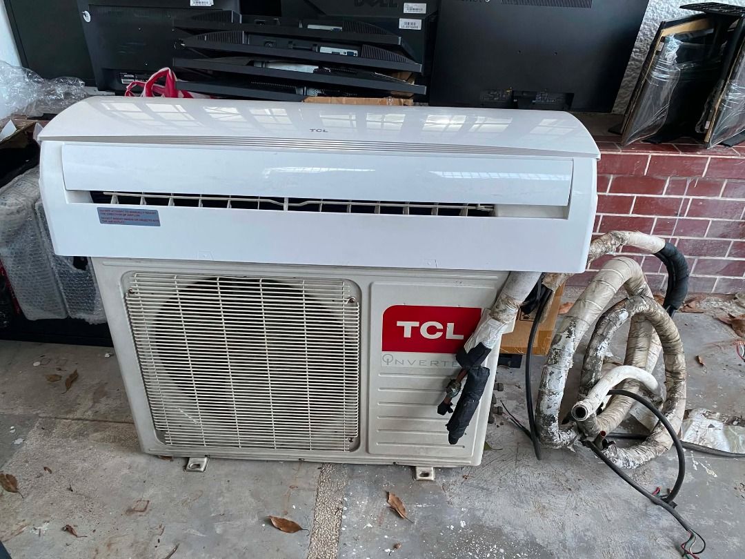 TCL 1.5HP Split Type Inverter Air Conditioner (Category: Air Conditioning and Heating) located in Manila. Submitted by abbyconde (Listing ID 1447128108, Image 2). Description: ❄️ *FOR SALE: TCL 1.5HP Split Type Inverter Air Conditioner* ❄️ ✅ 2 years lang nagamit ✅ Bagong general cleaning ✅ Malamig ang buga ✅ Matipid sa kuryente (Inverter) ✅ Maayos na kondisyon at alagang-alaga ✅ Ready for installation 📍 RFS: mag a upgrade sa 2.5 HP.