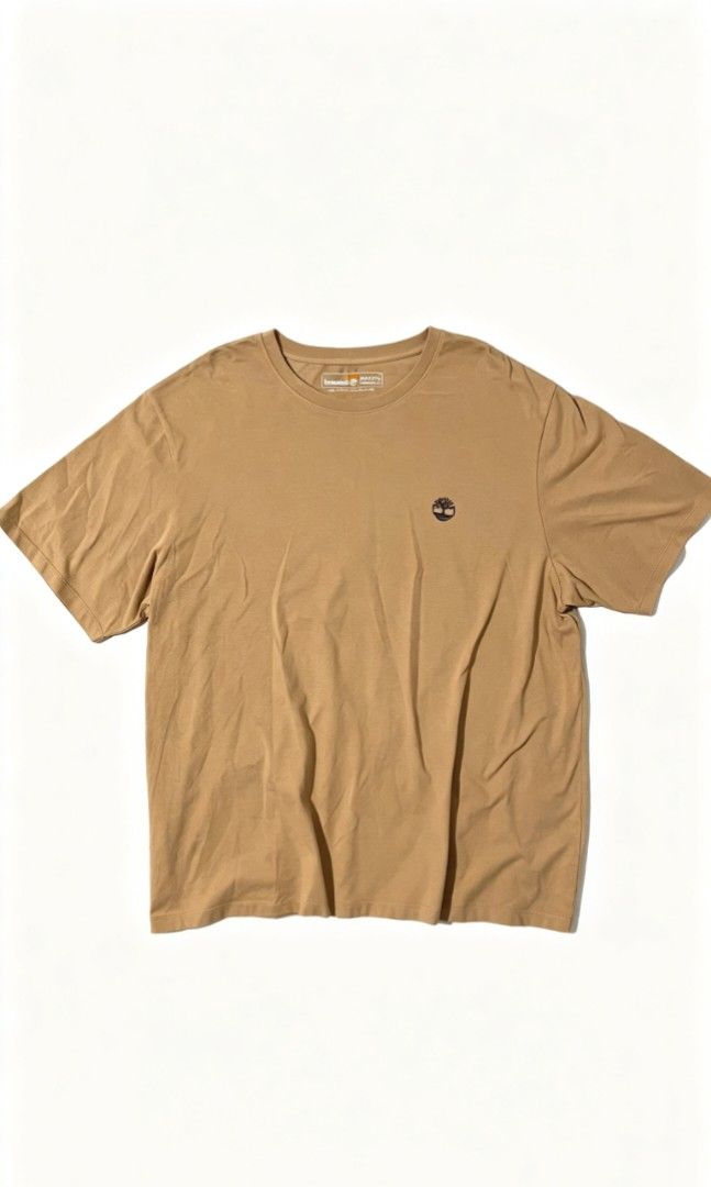 Timberland Graphic T-Shirt (Category: Tshirts & Polo Shirts ) located in Manila. Submitted by aal_0523 (Listing ID 1447262725, Image 1). Description: Dimes : width - 25.5 I Length - 30 Size : XXL Color Rate : 10/10 Condition : 10/10 ( As a new ) Authentic fit 💯 Issue : None.
