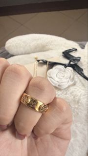 (Category: ) located in . Submitted by oopssallcloset (Listing ID 1447116704, Image 1). Description: .