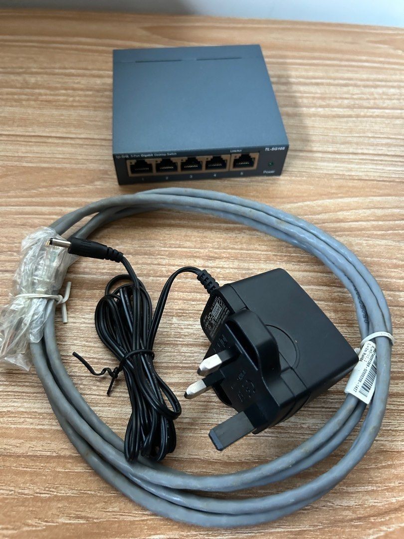 TP Link 5-port Gigabit desktop switch498252194828134401