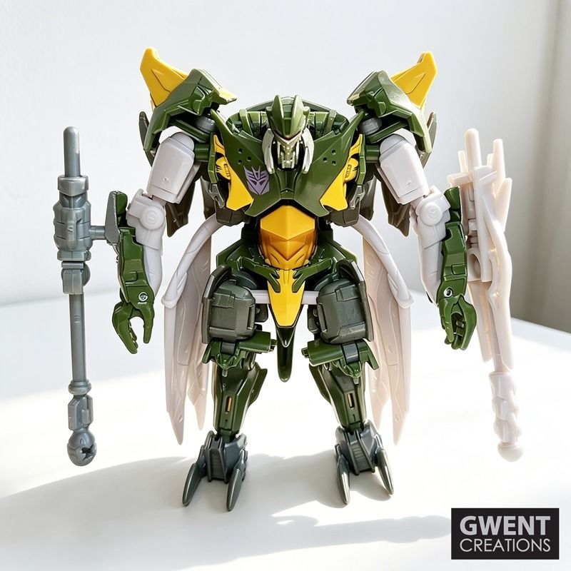 Transformers Prime Beast Hunters Hardshell Commander Class - Like New, Complete WYSIWYG (Category: Toys & Games) located in Masai. Submitted by gwentwong (Listing ID 1447059804, Image 1). Description: Transformers Prime Beast Hunters Commander Class Hardshell Condition: Like New, What You See Is What You Get 100% Complete - all missiles, weapons, and accessories included Like new condition - displayed only, no paint wear, no stress marks Tight jo