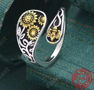(Category: ) located in . Submitted by shopping_collection (Listing ID 1447144310, Image 1). Description: .