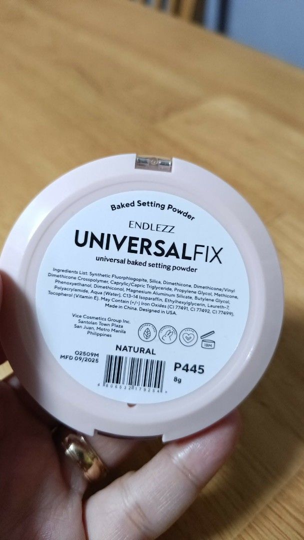 Vice Cosmetics Universal Fix Baked Setting Powder - Natural (Category: Makeup) located in Cainta. Submitted by akosijoan (Listing ID 1447124137, Image 2). Description: - Vice Cosmetics Universal Fix Baked Setting Powder - Shade: Natural - Type: Baked Setting Powder - Perfect for setting your makeup Used once only.