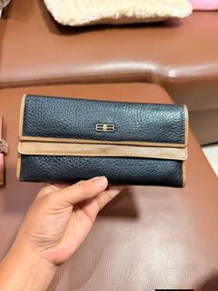 (Category: ) located in . Submitted by lilowearph (Listing ID 1447146713, Image 1). Description: .