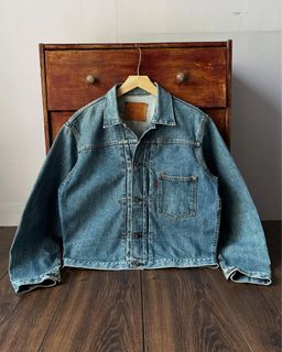 (Category: ) located in . Submitted by far21.wearhouse (Listing ID 1447251206, Image 1). Description: .