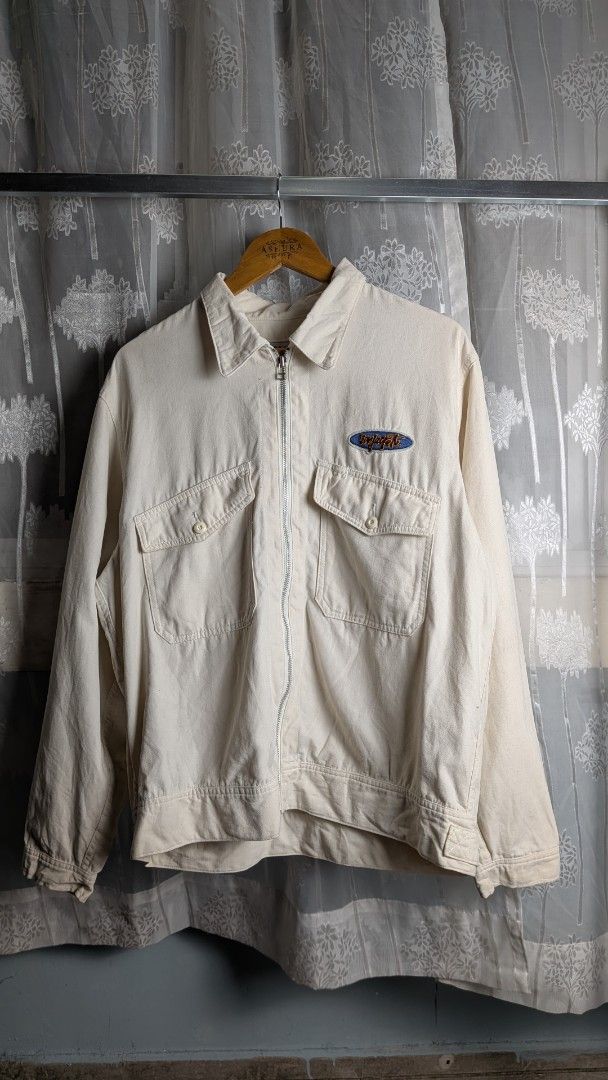Vintage Vans Harrington Jacket (Category: Coats, Jackets and Outerwear) located in Raub. Submitted by azreeel (Listing ID 1447252338, Image 1). Description: Pit 24 inch Length 27 inch Great condition no defect 💯.