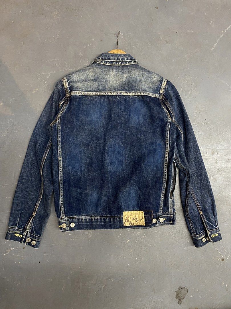Visvim Denim Jacket (Category: Coats, Jackets and Outerwear) located in Legazpi City. Submitted by thefelicitythriftwear (Listing ID 1447187566, Image 2). Description: L24 W19 Excellent-Almost New condition Color Rate 9.8/10 No Issue ₱7500.