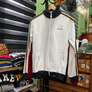 (Category: ) located in . Submitted by realzworld (Listing ID 1447282105, Image 1). Description: .
