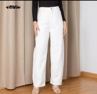 (Category: ) located in . Submitted by pitstopapparels (Listing ID 1447180877, Image 1). Description: .