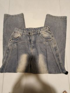 (Category: ) located in . Submitted by thrifts__ (Listing ID 1447277103, Image 1). Description: .