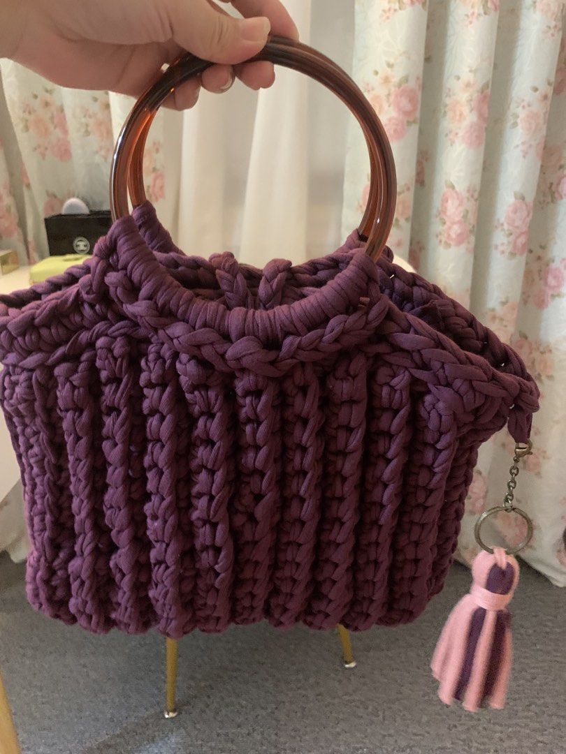 Woven Bag in Plum color (Category: Beach Bags) located in Bocaue. Submitted by gaille29 (Listing ID 1447164531, Image 2). Description: .
