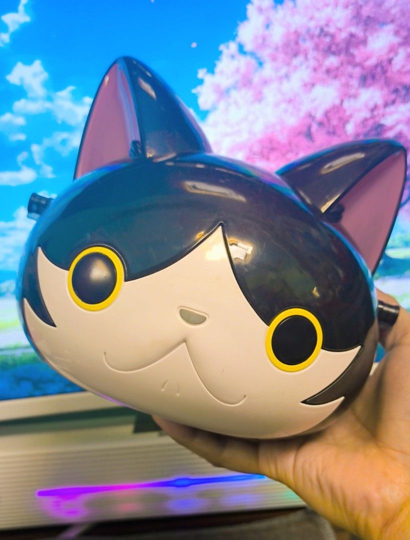 Yo-kai Watch Jibanyan Accessory Case with Strap (Category: Accessory Holder, Box & Organizers) located in Caloocan City. Submitted by greenearth28555 (Listing ID 1447233767, Image 1). Description: - Adorable Jibanyan accessory case from Yo-kai Watch. - Comes with a stylish yellow strap adorned with a diamond pattern. - Equipped with secure blue clasps. - Ideal for storing small essentials like coins, earbuds, or trinkets. - A must-have collectibl
